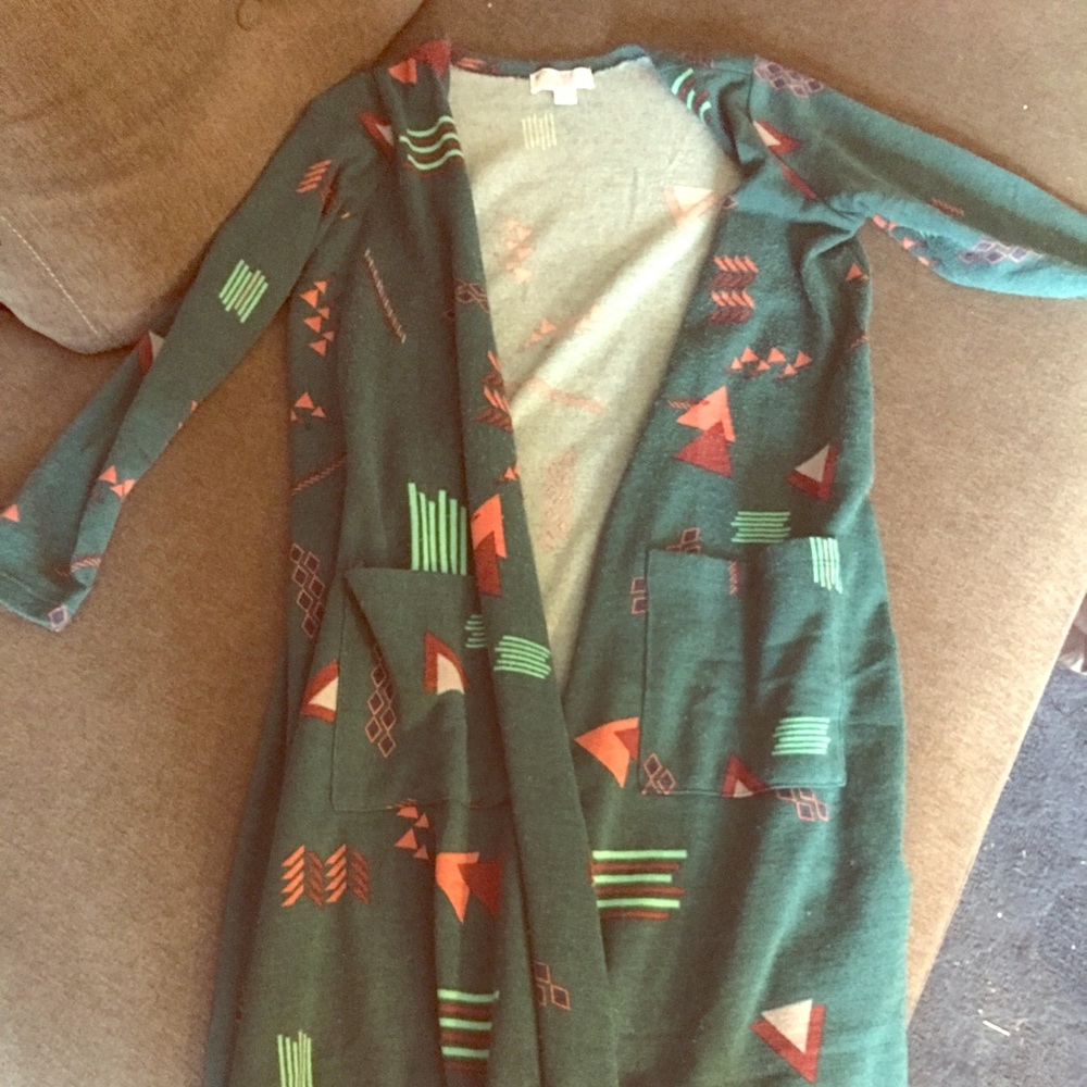 Lularoe Sarah sweater